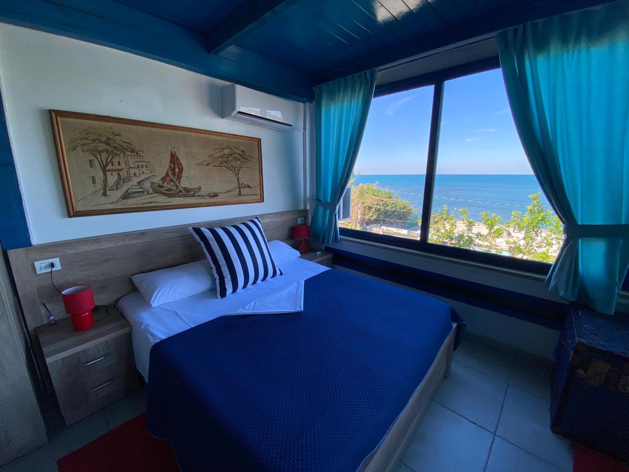 Tramonto Hotel Драч Стая снимка