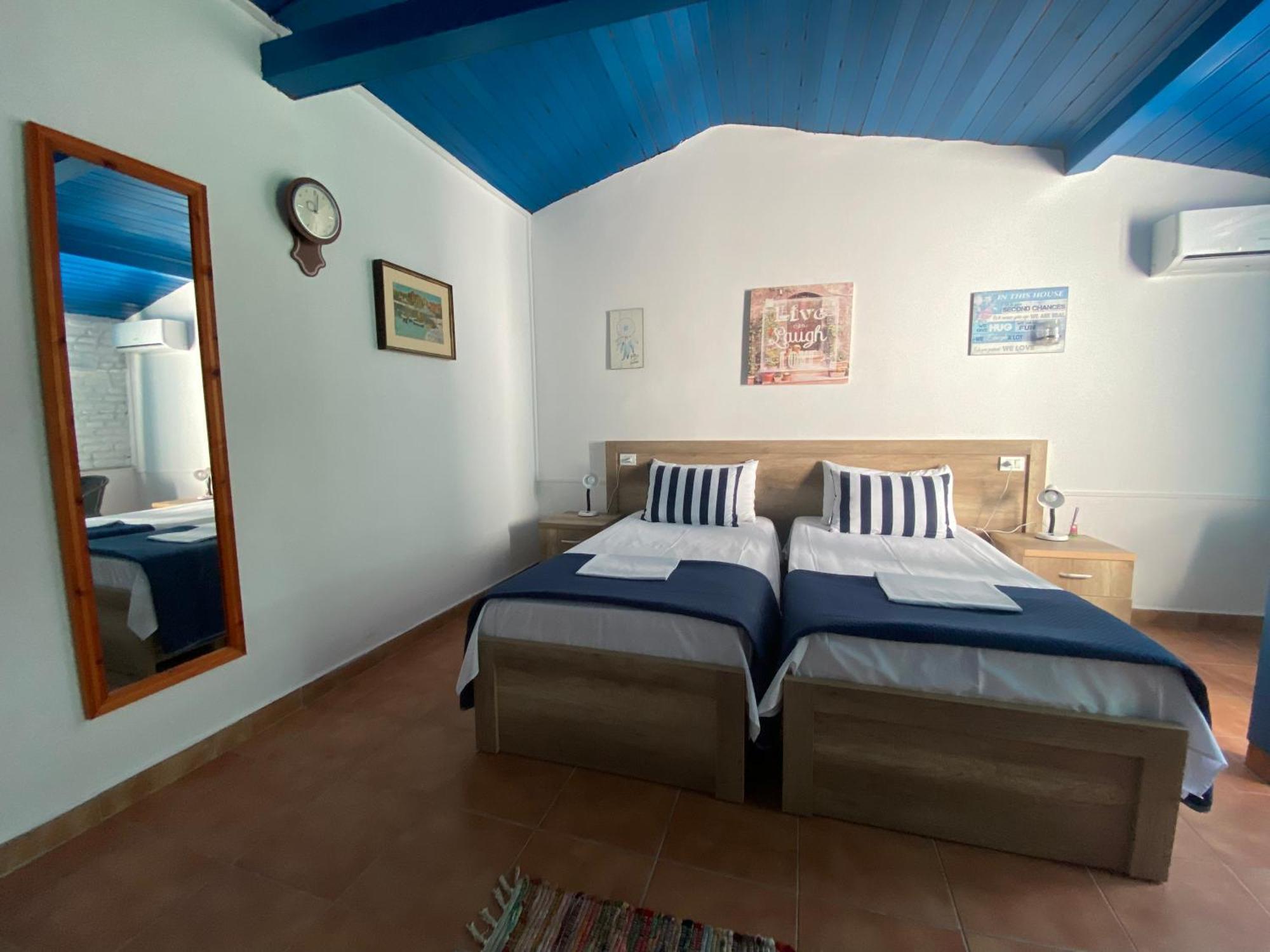 Tramonto Hotel Драч Стая снимка